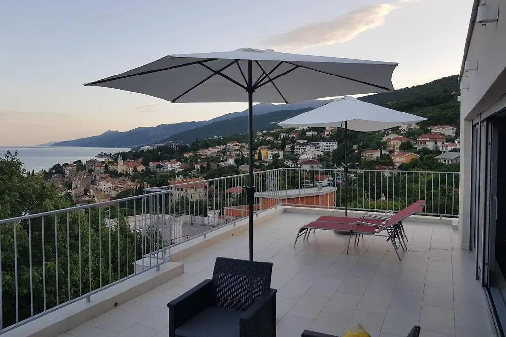 Apartment Hedonist&More Opatija